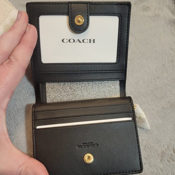 Coach Wallet - Picture 2 of 4